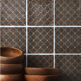 Ormeaux on Chestnut , 130 x 130 x 10